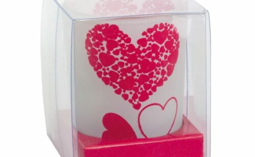 corporate-gift-woman-red-heart