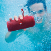 cadeau-ce-enceinte-bluetooth-jbl-rouge-waterproof