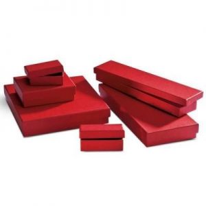 end-of-year-gifts-not-cheap-gift-box-luxury-red-chic