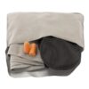 idee-cadeau-CE-femme-coussin-doux-tendance