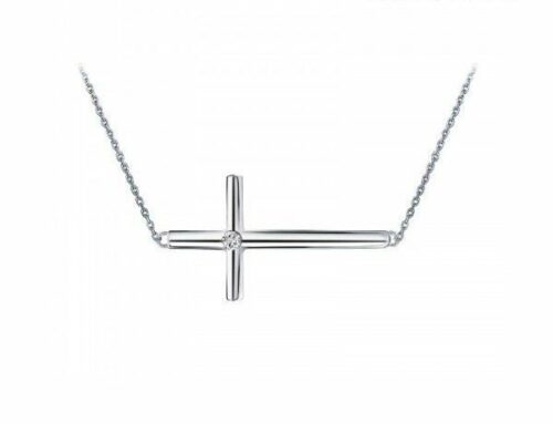 idee-cadeau-femme-collier-cross-hûggot