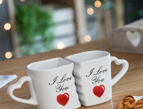 idee-cadeau-femme-tasses-cœur