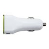 idee-cadeau-high-tech-chargeur-voiture-vert-pratique