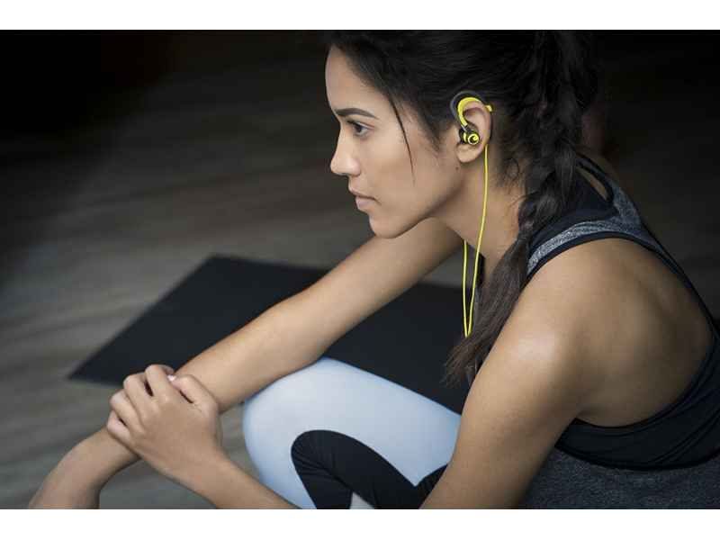 cadeau-entreprise-ecouteurs-philips-action-fit-pratique