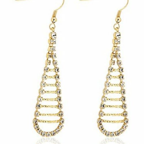 gift-gift-earrings-cristian-lay-429380