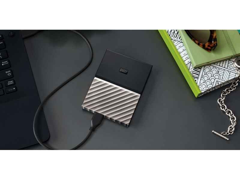 disque-dur-externe-noir-et-gris-4000go-wd-cadeaux-et-hightech-luxueux