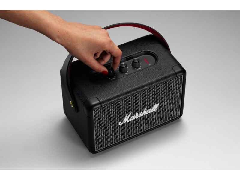 speaker-bluetooth-marshall-kilburn-black-gifts-and-high-tech-trend
