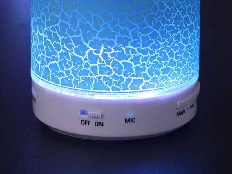 speaker-bluetooth-reekin-coley-pink-hp-led-gifts-and-hightech-trend