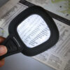 idee-de-cadeau-loupe-led-a-la-mode