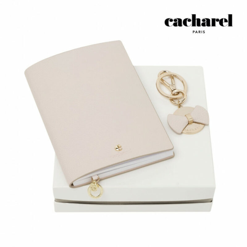 business-gift-case-and-key-ring-cacharel-beaubourg