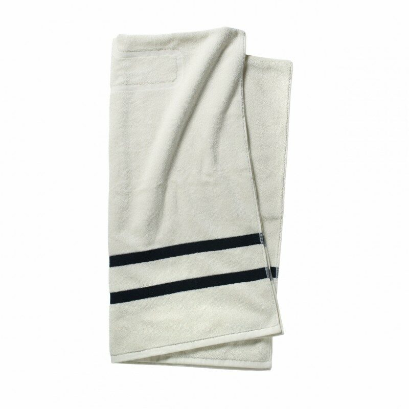 cadeaux-d-affaires-serviette-de-plage-jean-louis-scherrer-catamaran-white-haut-de-gamme